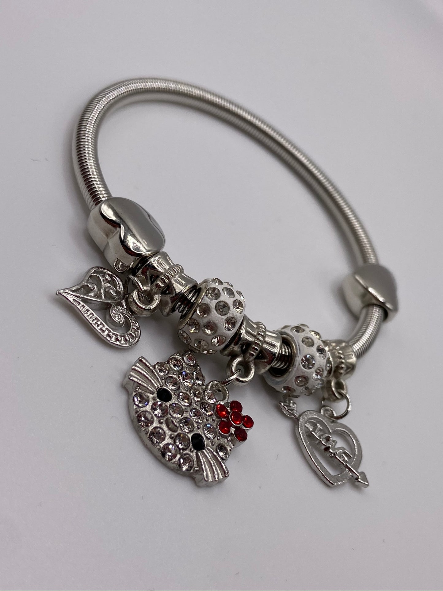 Hello Kitty stretch bracelet